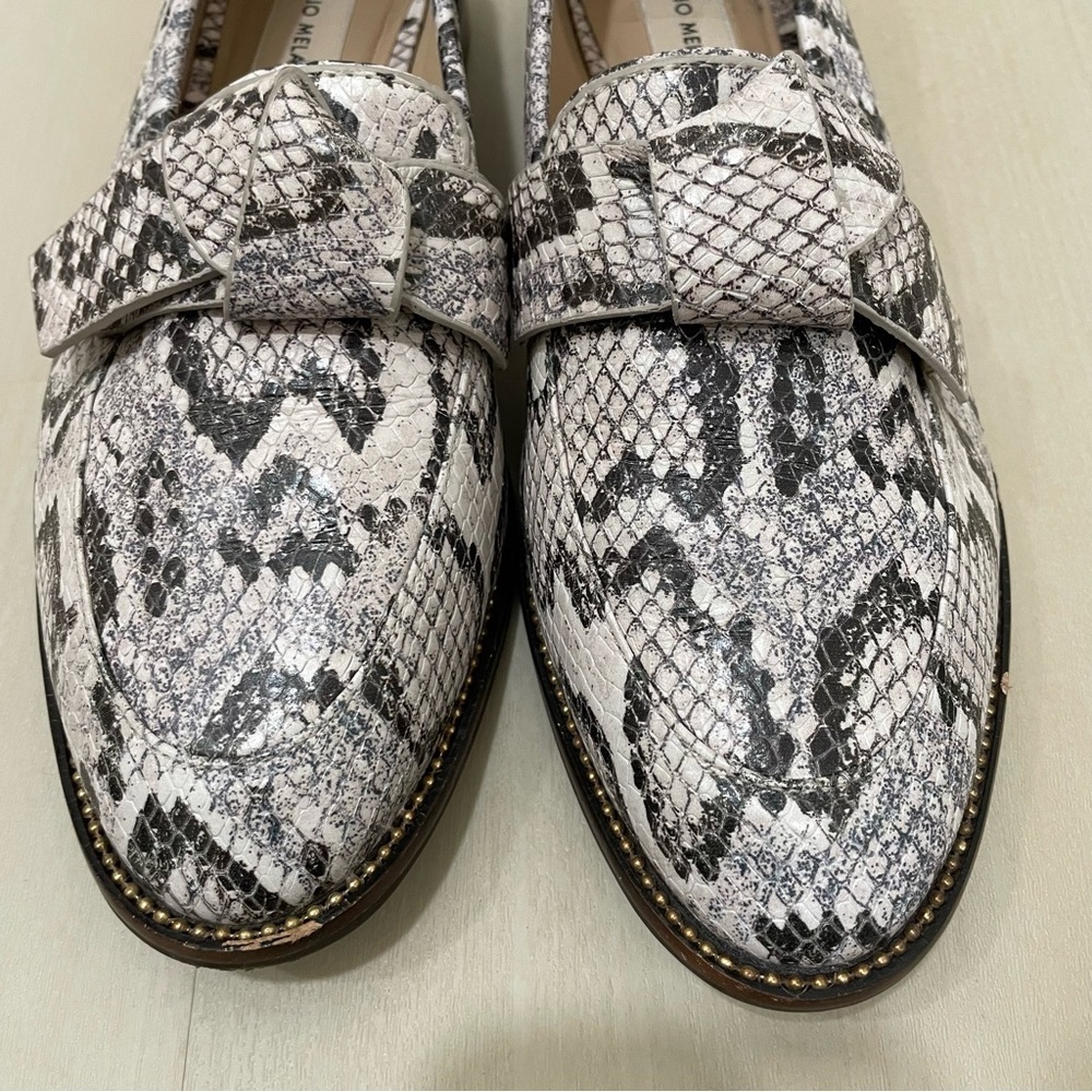 Antonio Melani Women's 8 Darleane Snake Print Leather Knotted Bow Loafers - Picture 6 of 12